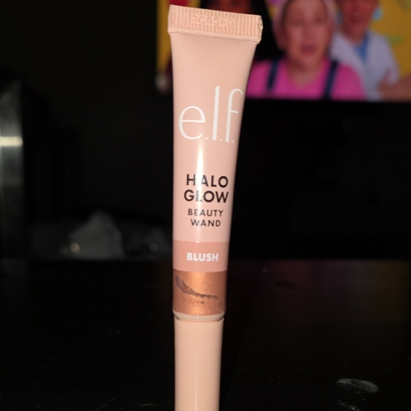 Halo Glow Beauty Wand - Blush *NEVER USED* - Picture 1 of 2